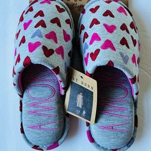 RAE DUNN Women's Heart Print Slippers NWT Size S 5-6